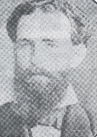 A photograph of Eduardo Casey