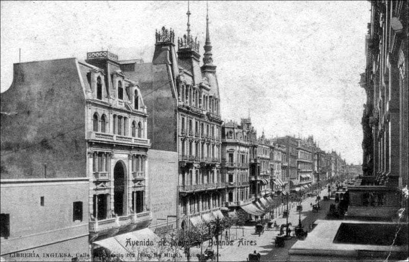 Avenida de Mayo, Buenos Aires, on a postcard of about 1905
